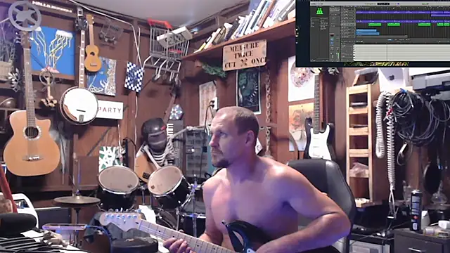 Snapshot of itsjameswebbscope chatting on October 19, 2025, 8:55 pm itsjameswebbscope online show from October 19, 2025, 8:55 pm