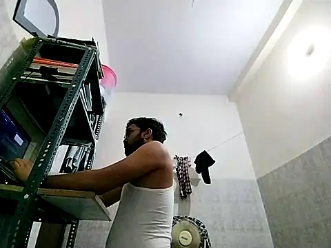 bigvorn6 online show from April 28, 2026, 1:37 pm