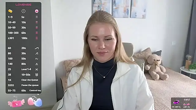 Snapshot of IsabelAllen chatting on April 8, 2026, 9:44 am IsabelAllen online show from April 8, 2026, 9:44 am