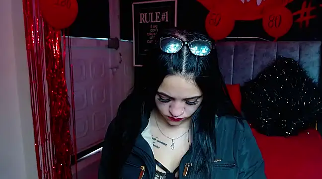 Violettasquirt online show from February 26, 2025, 4:05 pm