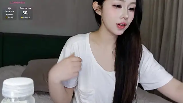 Hazel-11 online show from May 12, 2026, 2:56 pm