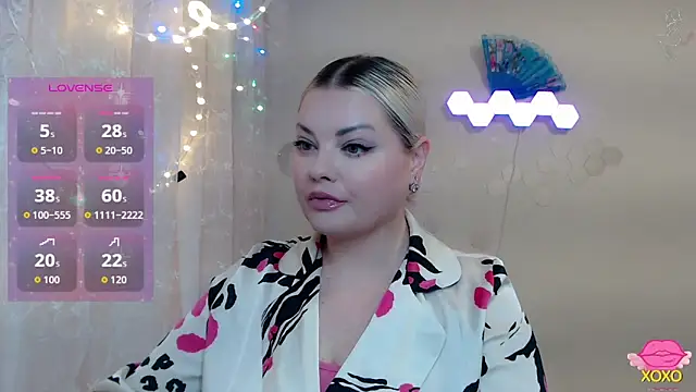 Snapshot of JewellKiss7 chatting on February 13, 2026, 1:22 pm JewellKiss7 online show from February 13, 2026, 1:22 pm