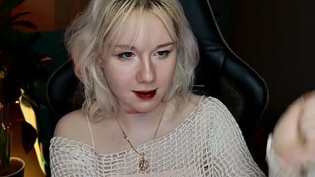 Snapshot of NancyMartinez chatting on March 12, 2025, 7:14 pm NancyMartinez online show from March 12, 2025, 7:14 pm