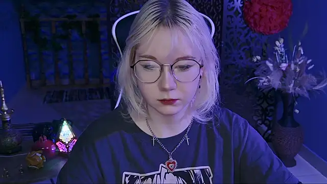 Snapshot of NancyMartinez chatting on March 22, 2025, 5:06 am NancyMartinez online show from March 22, 2025, 5:06 am