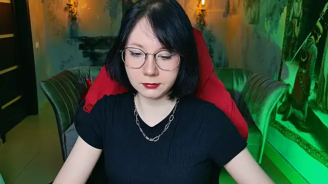 Snapshot of NancyMartinez chatting on October 15, 2025, 9:06 am NancyMartinez online show from October 15, 2025, 9:06 am