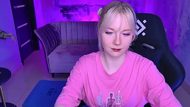 Snapshot of NancyMartinez chatting on March 1, 2025, 4:22 pm NancyMartinez online show from March 1, 2025, 4:22 pm