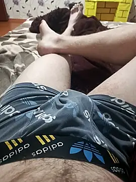 red red00 online show from February 7, 2025, 8:53 pm