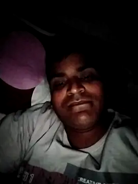 Snapshot of Nzfl97 chatting on February 14, 2025, 5:36 pm Nzfl97 online show from February 14, 2025, 5:36 pm