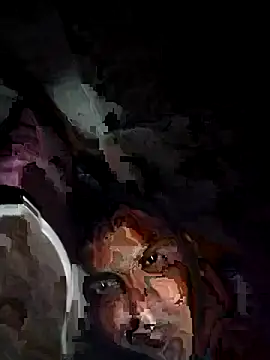 Snapshot of Nzfl97 chatting on February 6, 2025, 8:13 pm Nzfl97 online show from February 6, 2025, 8:13 pm