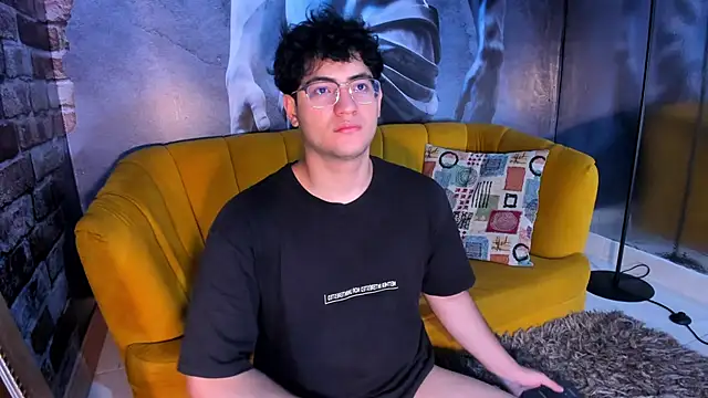 Snapshot of Mark_Evans1_ chatting on March 1, 2025, 8:10 pm Mark Evans1 online show from March 1, 2025, 8:10 pm