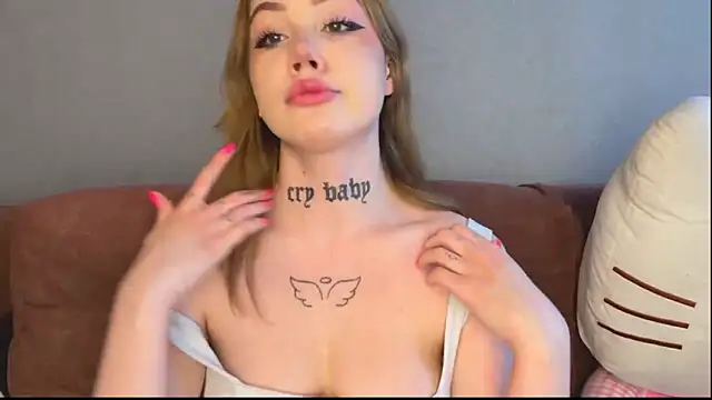 hanna cry baby online show from February 1, 2026, 12:14 pm