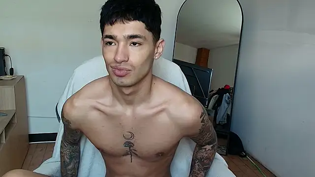 Damon  333 online show from December 4, 2025, 5:56 pm