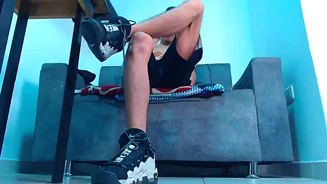 mastersmits online show from November 8, 2025, 4:16 am