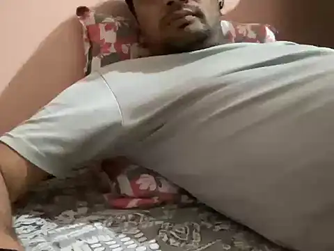 Snapshot of NiceBoy9099 chatting on September 18, 2025, 4:54 pm NiceBoy9099 online show from September 18, 2025, 4:54 pm