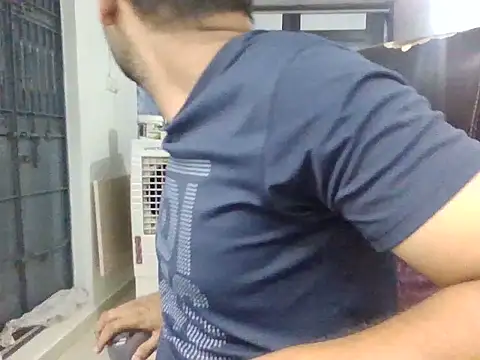 Snapshot of NiceBoy9099 chatting on April 28, 2026, 5:06 pm NiceBoy9099 online show from April 28, 2026, 5:06 pm