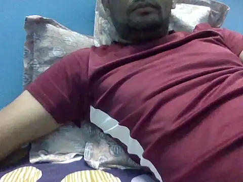 Snapshot of NiceBoy9099 chatting on February 14, 2025, 12:03 pm NiceBoy9099 online show from February 14, 2025, 12:03 pm