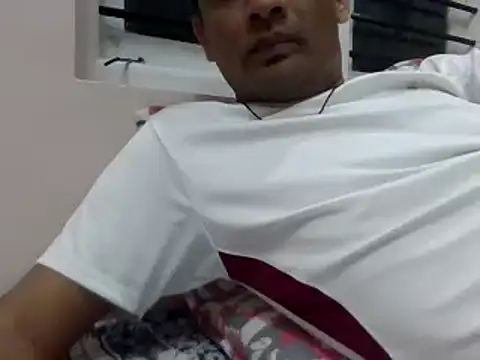 Snapshot of NiceBoy9099 chatting on December 1, 2024, 5:40 pm NiceBoy9099 online show from December 1, 2024, 5:40 pm