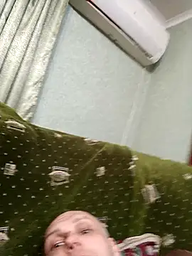 Snapshot of Pineapple04 chatting on February 13, 2026, 3:23 pm Pineapple04 online show from February 13, 2026, 3:23 pm