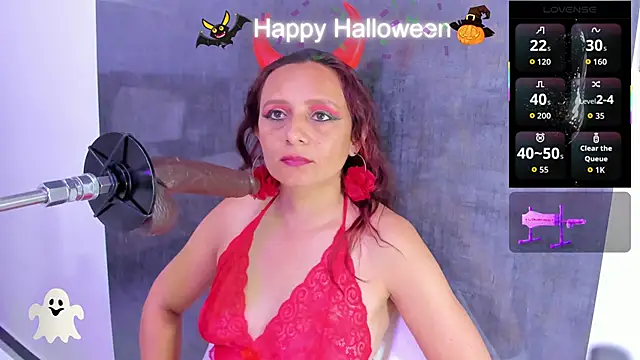 Snapshot of Issys_milf chatting on October 31, 2025, 12:13 pm Issys milf online show from October 31, 2025, 12:13 pm