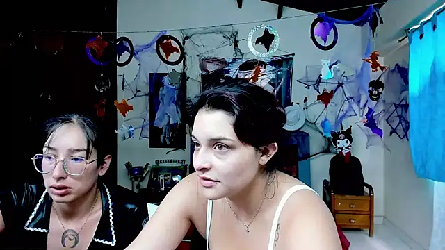 Snapshot of jeyloveebony chatting on October 15, 2025, 1:30 pm jeyloveebony online show from October 15, 2025, 1:30 pm