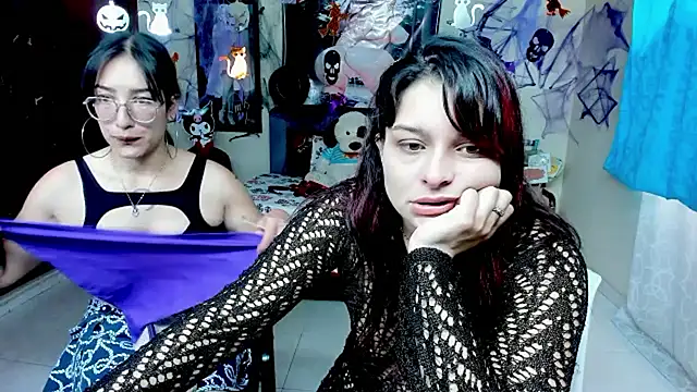 Snapshot of jeyloveebony chatting on October 21, 2025, 1:54 pm jeyloveebony online show from October 21, 2025, 1:54 pm