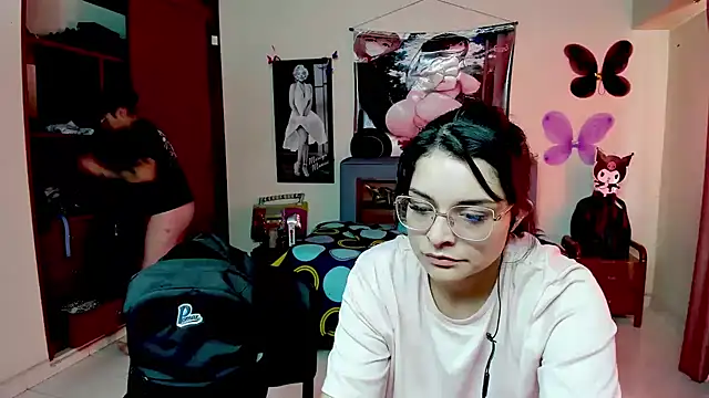 Snapshot of jeyloveebony chatting on November 10, 2025, 1:16 pm jeyloveebony online show from November 10, 2025, 1:16 pm