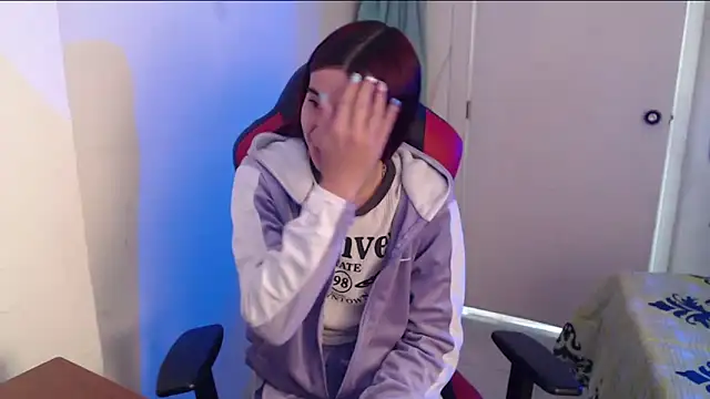 Snapshot of Maximesex chatting on March 5, 2026, 1:40 pm Maximesex online show from March 5, 2026, 1:40 pm