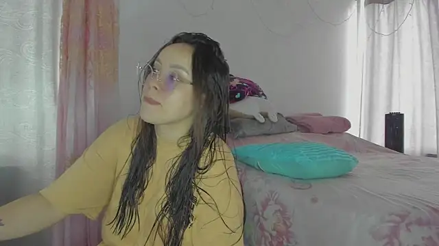 Snapshot of HARLEYNAPIER chatting on July 12, 2026, 8:09 pm HARLEYNAPIER online show from July 12, 2026, 8:09 pm