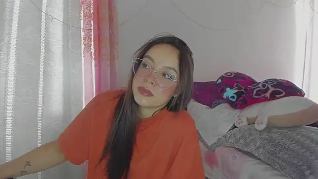 HARLEYNAPIER online show from May 30, 2026, 3:06 pm