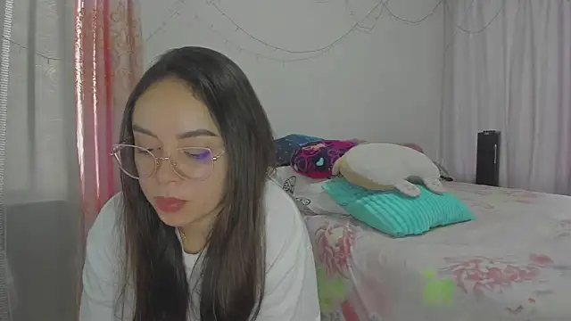 Snapshot of HARLEYNAPIER chatting on June 23, 2026, 10:30 pm HARLEYNAPIER online show from June 23, 2026, 10:30 pm