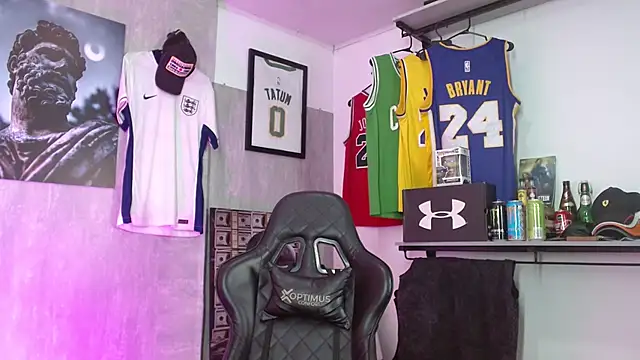 Hendry  online show from December 20, 2025, 1:52 am