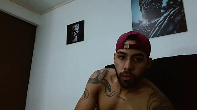 Hendry  online show from February 1, 2025, 2:47 am
