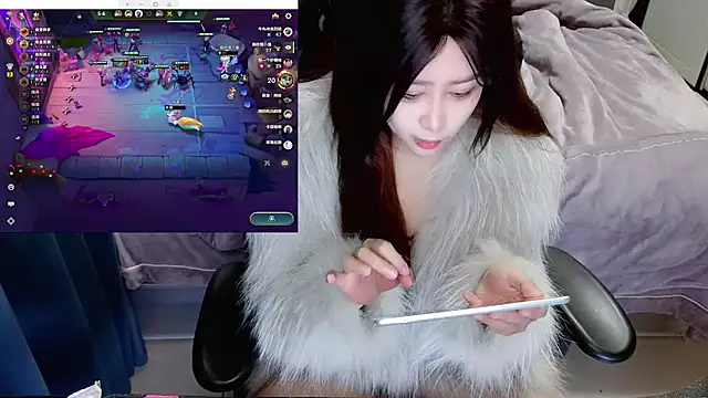 Angelababy001 online show from January 9, 2025, 7:50 pm