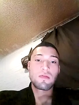 Snapshot of Suggarwhite18CM chatting on October 10, 2025, 11:05 pm Suggarwhite18CM online show from October 10, 2025, 11:05 pm