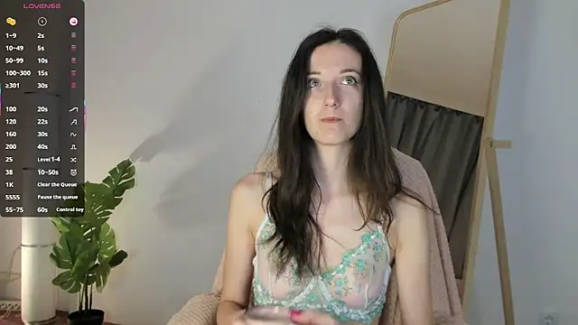 Ketty Belly online show from October 10, 2025, 7:42 am