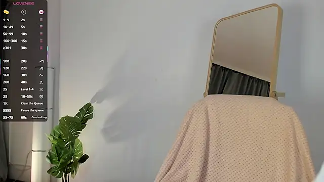 Ketty Belly online show from October 9, 2025, 6:25 am