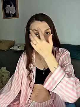 Snapshot of chachalette444 chatting on February 14, 2026, 12:38 pm chachalette444 online show from February 14, 2026, 12:38 pm