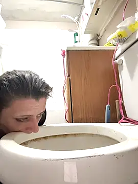 UniqueKorn86 online show from February 12, 2026, 2:00 am