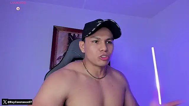 Snapshot of RoyConstance chatting on November 16, 2025, 6:40 am RoyConstance online show from November 16, 2025, 6:40 am