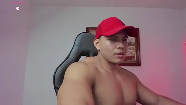 RoyConstance online show from June 4, 2026, 2:27 am