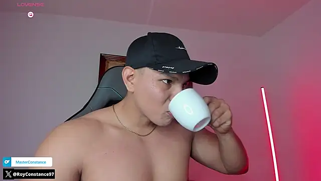 Snapshot of RoyConstance chatting on October 13, 2025, 4:03 am RoyConstance online show from October 13, 2025, 4:03 am