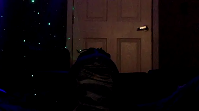 Snapshot of shomeagudtyme chatting on October 31, 2025, 2:30 am shomeagudtyme online show from October 31, 2025, 2:30 am