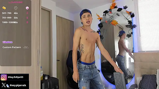 Snapshot of soyander03_ chatting on October 31, 2025, 12:35 pm soyander03 online show from October 31, 2025, 12:35 pm