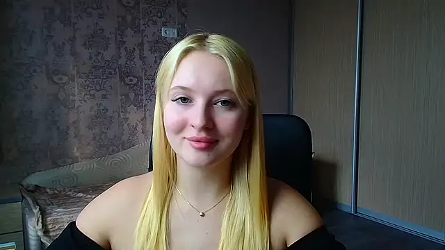 Snapshot of Milka_kiss_ chatting on March 17, 2026, 1:03 pm Milka kiss online show from March 17, 2026, 1:03 pm