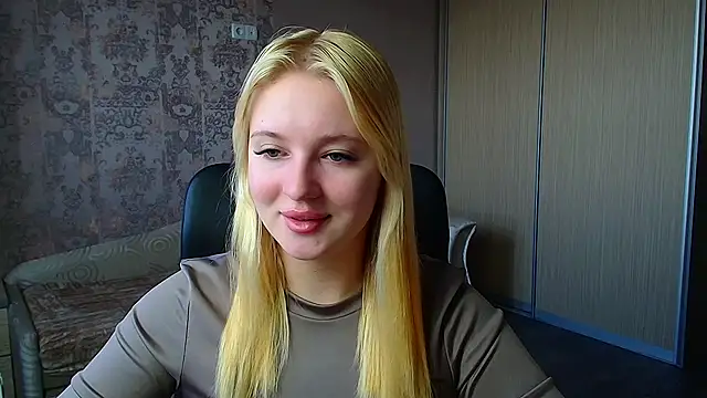 Snapshot of Milka_kiss_ chatting on March 11, 2026, 12:32 pm Milka kiss online show from March 11, 2026, 12:32 pm