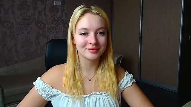 Snapshot of Milka_kiss_ chatting on February 5, 2026, 11:06 am Milka kiss online show from February 5, 2026, 11:06 am