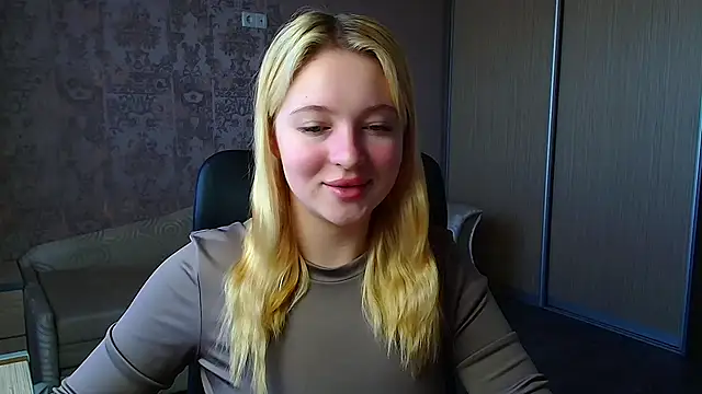 Snapshot of Milka_kiss_ chatting on March 2, 2026, 10:00 am Milka kiss online show from March 2, 2026, 10:00 am