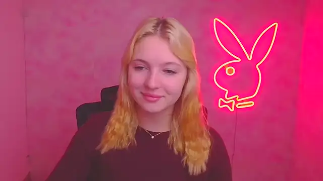 Snapshot of Milka_kiss_ chatting on October 27, 2025, 9:54 am Milka kiss online show from October 27, 2025, 9:54 am