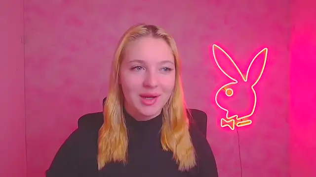 Snapshot of Milka_kiss_ chatting on November 10, 2025, 12:54 pm Milka kiss online show from November 10, 2025, 12:54 pm