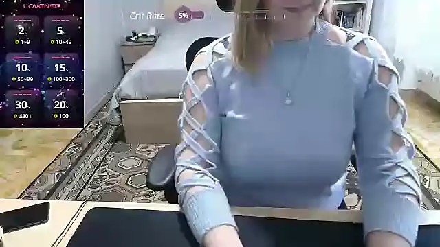 Snapshot of _tasechka_ chatting on December 5, 2024, 11:44 am tasechka online show from December 5, 2024, 11:44 am